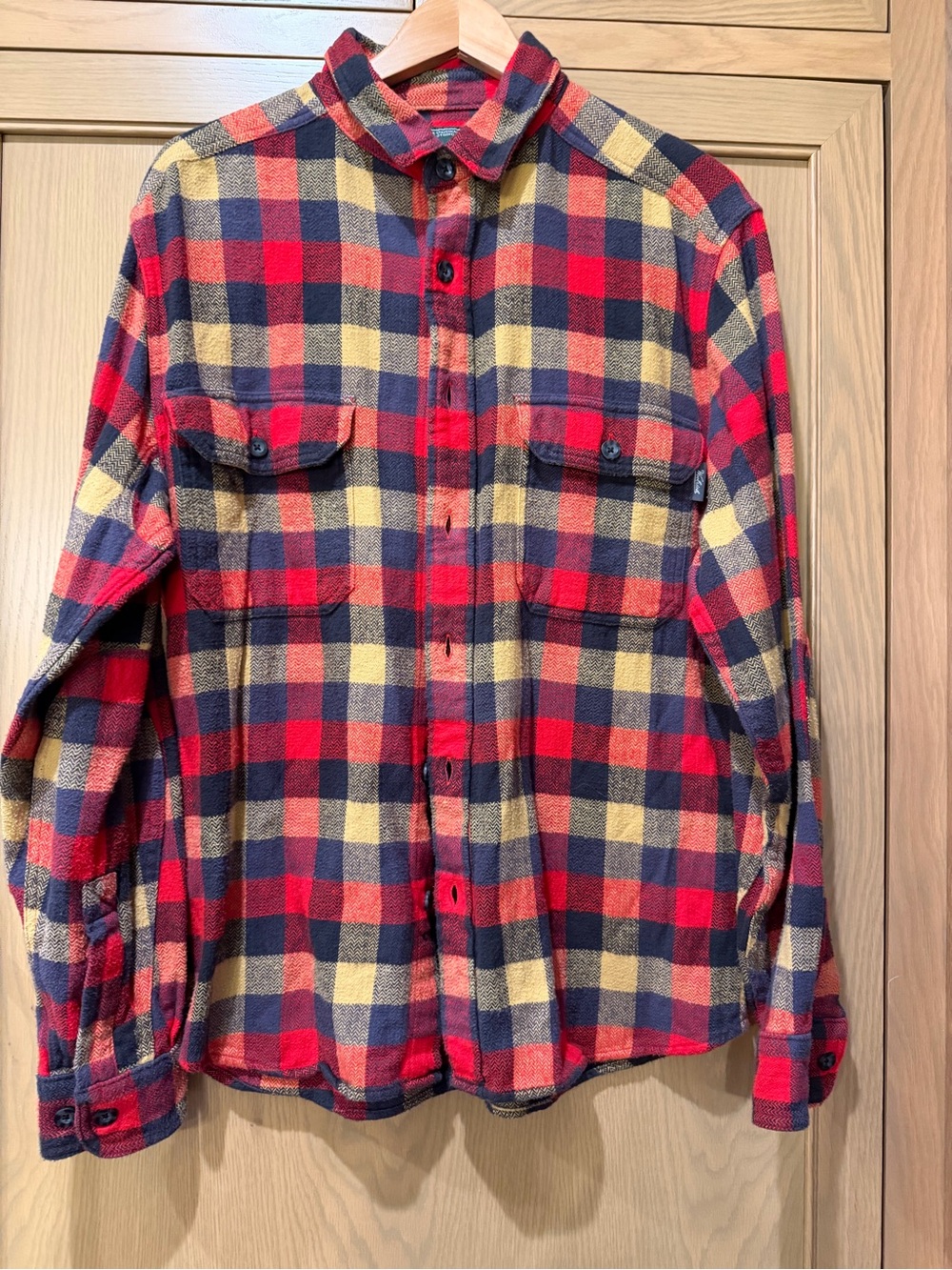 Woolrich Red Navy Yellow Plaid Casual Button-Down Shirt